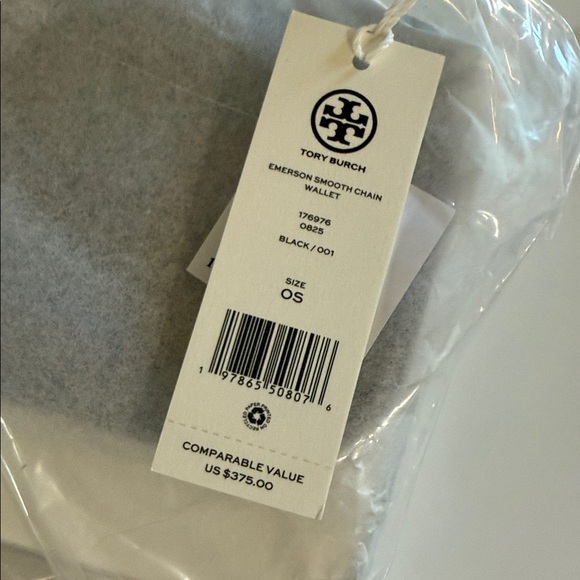 NWT , tory burch Emerson patent chain wallet ( black) crossbody - Picture 10 of 13